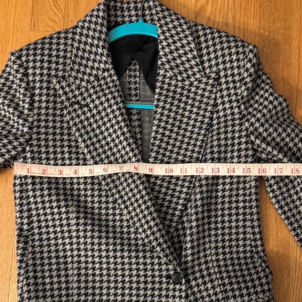 Max Mara 100% Pure New Wool Houndtooth Blazer, Small, made in Italy - Picture 8 of 9